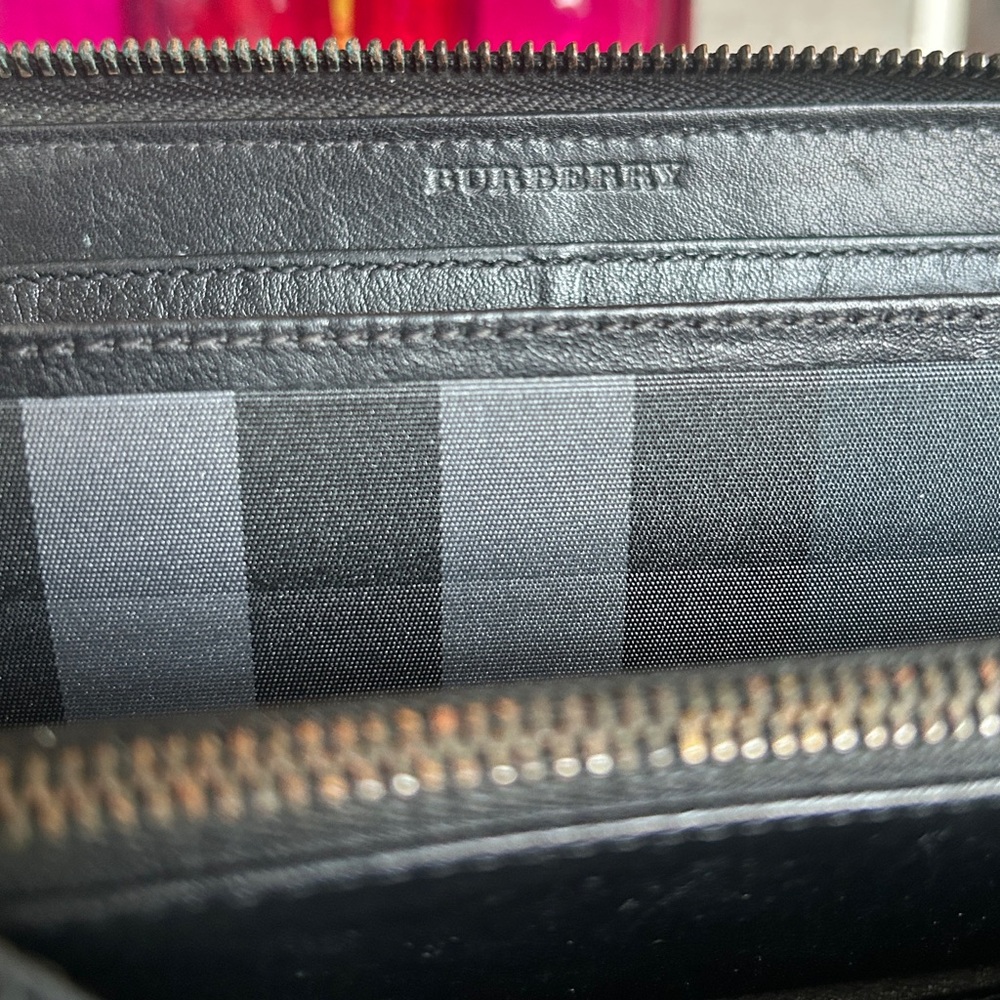 Burberry Authentic Eggplant Leather Zip Around Wallet! - Picture 4 of 9